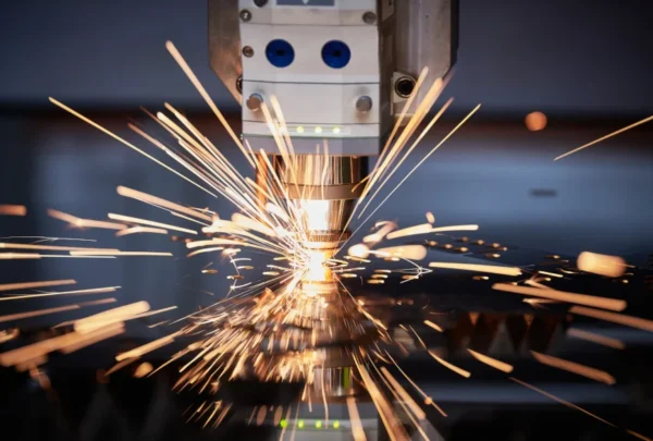 sheet-laser-cutting-with-precitec-zoom-20