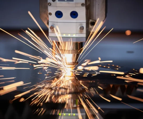 sheet-laser-cutting-with-precitec-zoom-20
